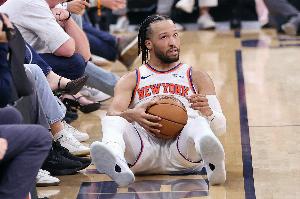 文班亚马比赛直播_马刺vs尼克斯_NBA最新动态配图
