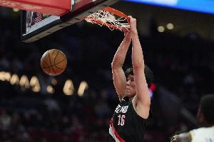 杨瀚森比赛直播_NBA最新动态_开拓者篮球高清观看配图