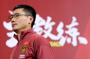 中国男足最新动态_中国足球放弃东盟杯_国内热身赛对阵西亚中亚球队配图