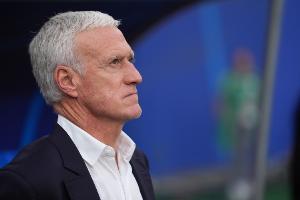 德尚比赛直播_法国世界杯最新动态_2026世界杯夺冠热门分析配图