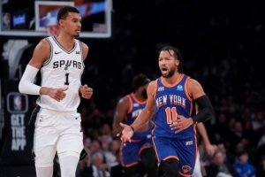 文班亚马比赛直播_马刺vs尼克斯_NBA总决赛高清观看配图