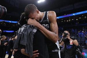 文班亚马比赛直播_马刺最新动态_NBA高清在线观看配图