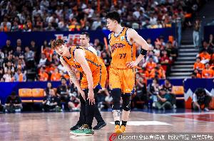 上海男篮vs对手_cba最新战报_篮球比赛高清回放配图