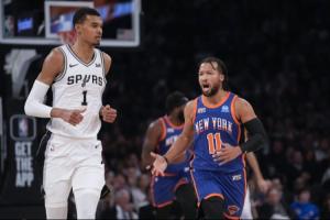 尼克斯vs马刺_NBA篮球比赛直播_胜分差预测配图