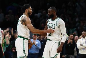 杰森·塔图姆比赛直播_凯尔特人NBA最新动态_攻防一体球星高清回放配图