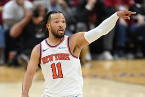 马刺vs尼克斯_布伦森全明星后卫表现_NBA篮球比赛直播配图