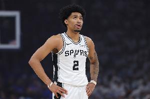 尼克斯vs雷霆_NBA季后赛最新战报_篮球比赛直播配图