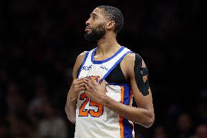 尼克斯vs对手_NBA篮球最新战报_布里奇斯赛后采访配图