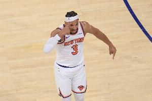 尼克斯vs对手_哈特贡献值拉满_nba篮球最新动态配图