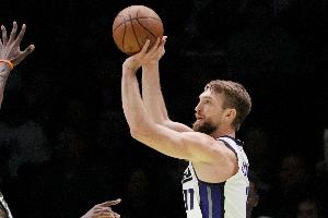 黄蜂vs国王最新交易动态_NBA夏季引援预测配图