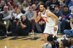 尼克斯vs对手_nba篮球比赛直播_沙梅特最新动态配图
