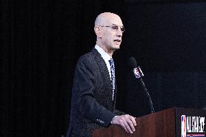 NBA直播_尼克斯最新动态_篮球赛事高清观看配图