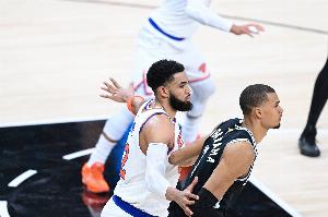 马刺vs尼克斯_nba篮球直播_今日比赛高清观看配图