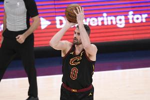 乐福比赛直播_骑士NBA最新动态_篮球球星采访花絮配图