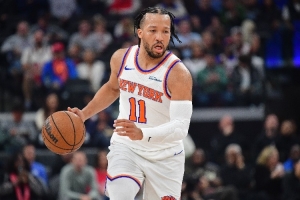 布伦森比赛直播_尼克斯最新动态_NBA总决赛得分手高清观看配图