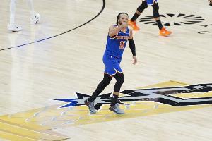 布伦森比赛直播_尼克斯最新动态_NBA篮球在线观看配图