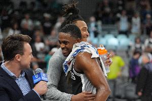 马刺比赛直播_卡斯尔最新动态_NBA篮球高清在线观看配图