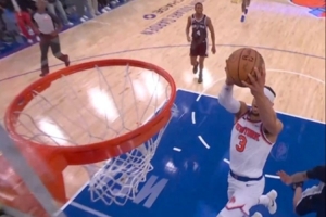 哈特比赛直播_尼克斯vs马刺最新动态_NBA篮球高清在线观看配图