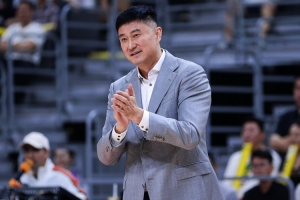 杜锋比赛直播_广东男篮最新动态_CBA篮球高清观看配图