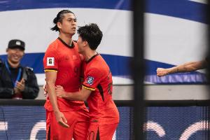 国足vsU23国足合练_中国男足最新动态_中国足球集训消息配图