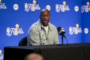文班亚马比赛直播_马刺vs尼克斯最新战报_NBA常规赛高清在线观看配图