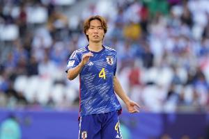板仓滉：从航队手中接过了重任 会全力以赴带领日本队前进配图
