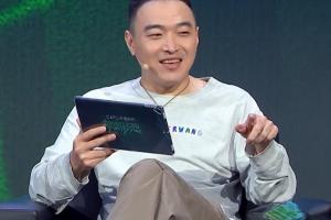 冯潇霆谈英格兰队装备被盗：不稀奇，05世青赛我们在德国也被偷了配图